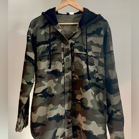 H&M Other - H&M ARMY PRINT BLACK HOODIE SHIRT WITH SIDE POCKETS FOR MEN’S & WOMEN’S